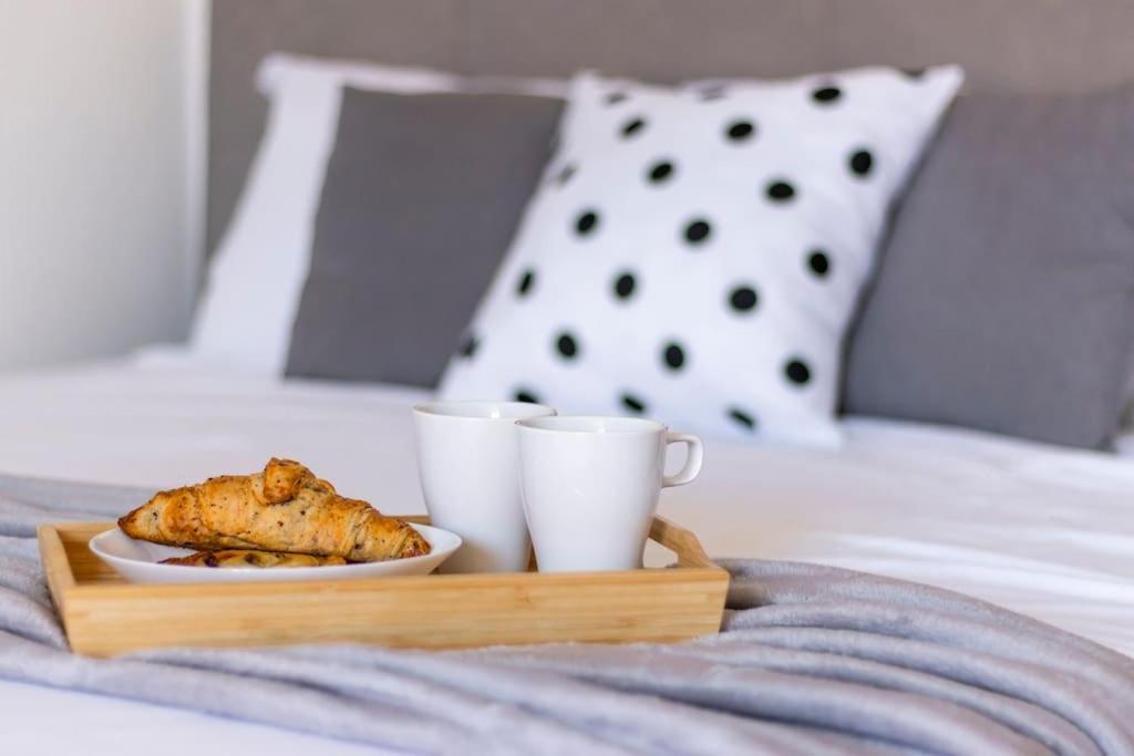 Centro Deluxe Suite Con Wi-Fi E Netflix Turijn Buitenkant foto